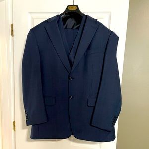 Jones New York 3-piece Men’s navy blue suit